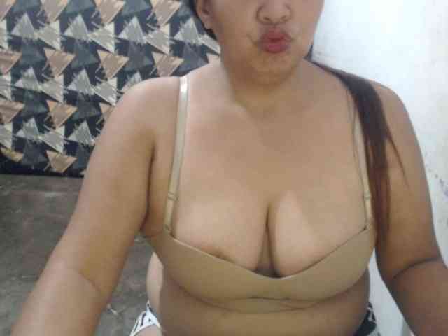 SecretModela webcam