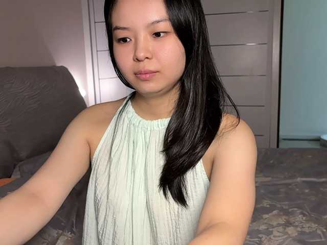 holasunflower live cam on BongaCams