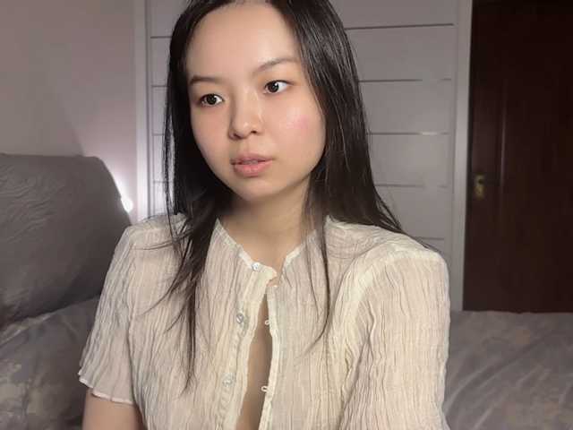 holasunflower live cam on BongaCams