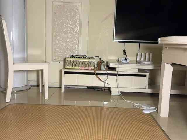 holasunflower's live room