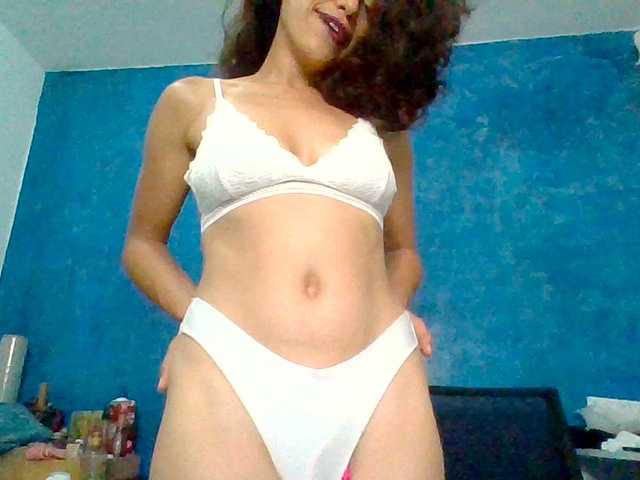TaniaMarqueza's BongaCams show and profile