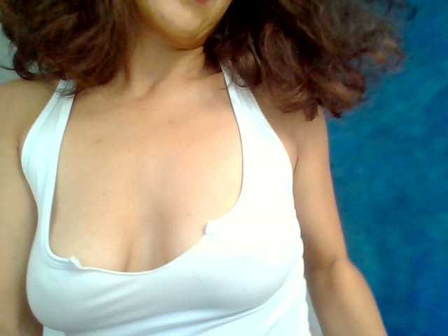 TaniaMarqueza's BongaCams show and profile