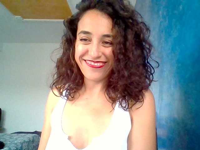 TaniaMarqueza's BongaCams show and profile