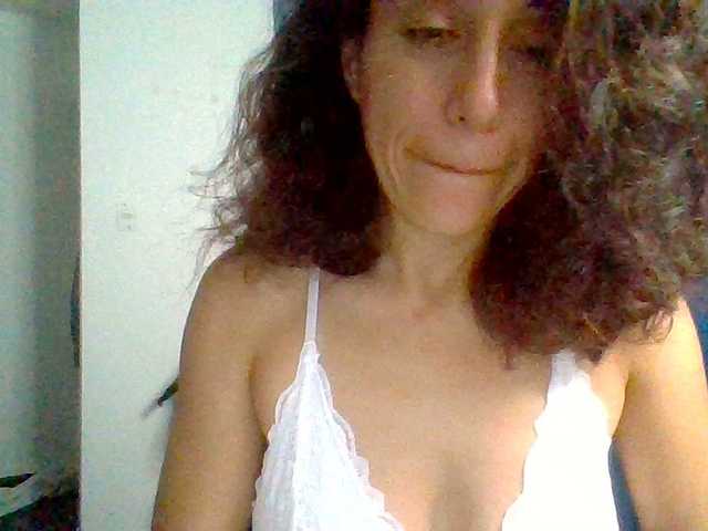 TaniaMarqueza's BongaCams show and profile