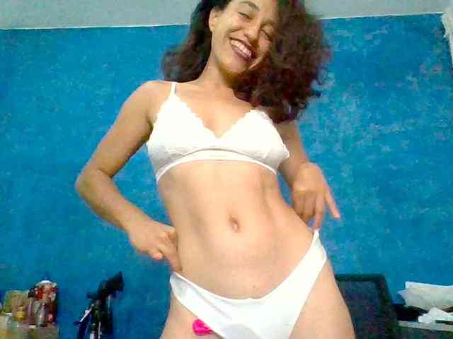 TaniaMarqueza webcam