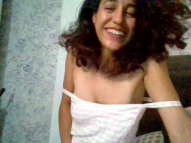 TaniaMarqueza webcam