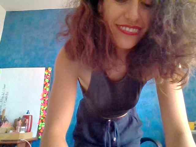 TaniaMarqueza webcam