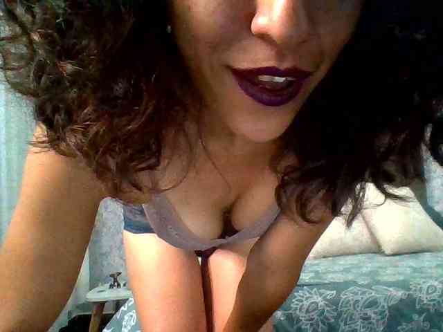 TaniaMarqueza webcam