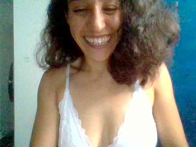 TaniaMarqueza webcam