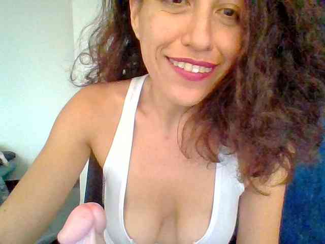 TaniaMarqueza webcam