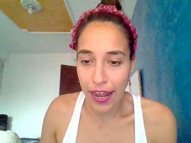 TaniaMarqueza webcam