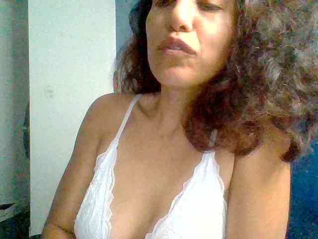 TaniaMarqueza webcam