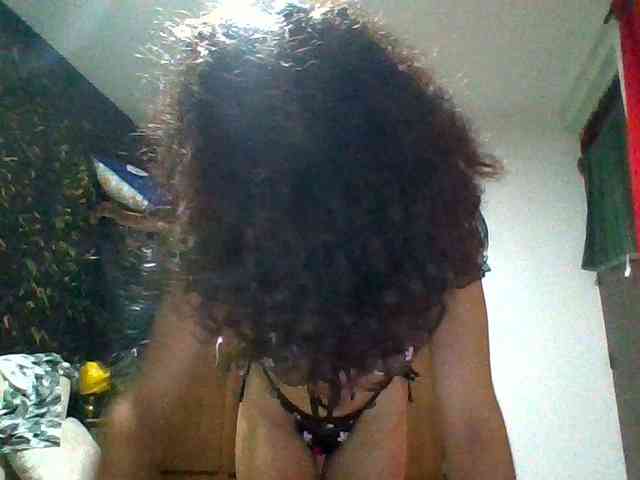 TaniaMarqueza webcam