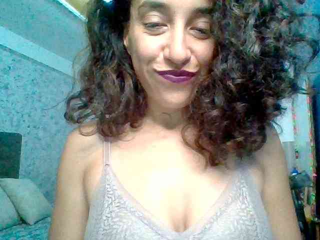 TaniaMarqueza webcam