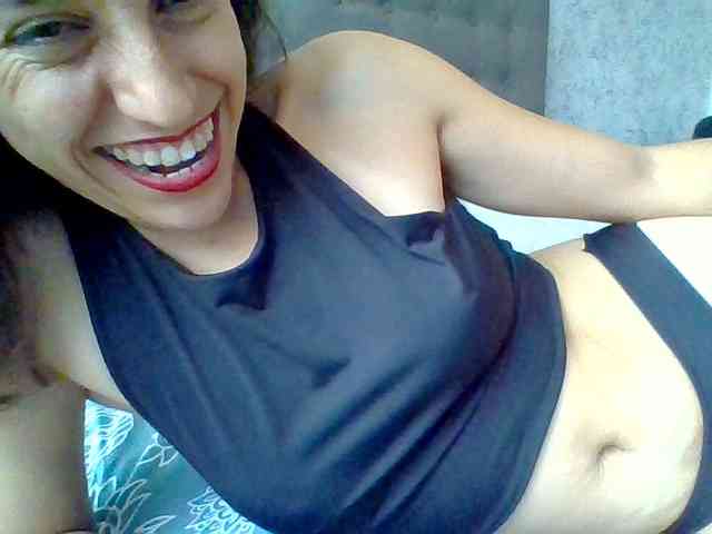 TaniaMarqueza webcam