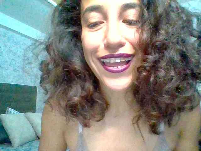 TaniaMarqueza webcam