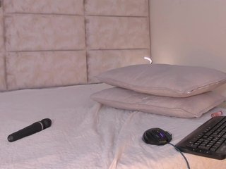 daphne-kim Porn Show