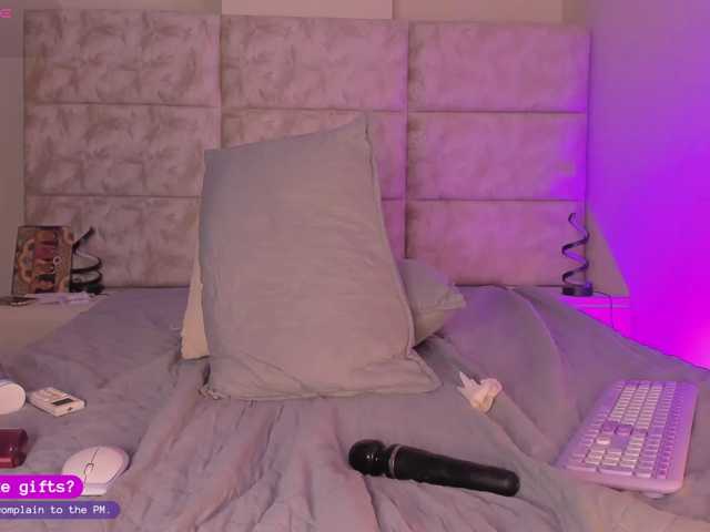 daphne-kim live cam on BongaCams