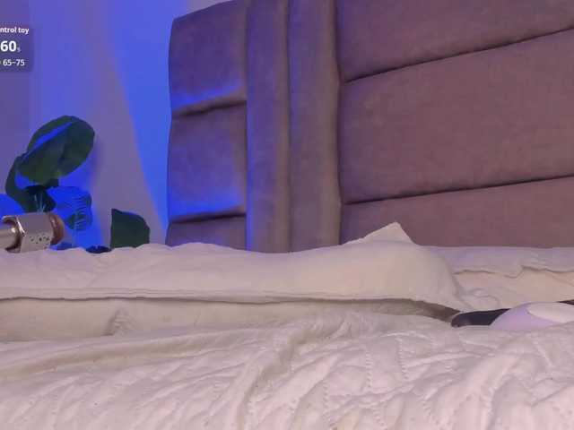 daphne-kim live cam on BongaCams