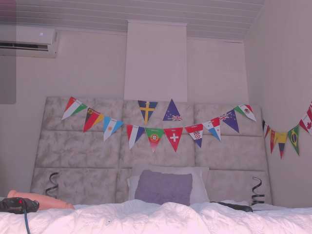 daphne-kim live cam on BongaCams