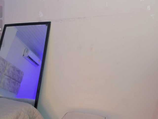 daphne-kim live webcam show