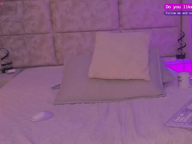 daphne-kim live cam on BongaCams