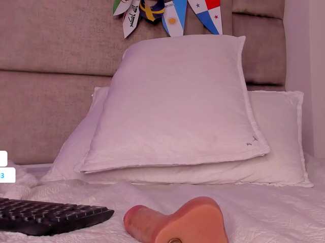 daphne-kim live cam on BongaCams