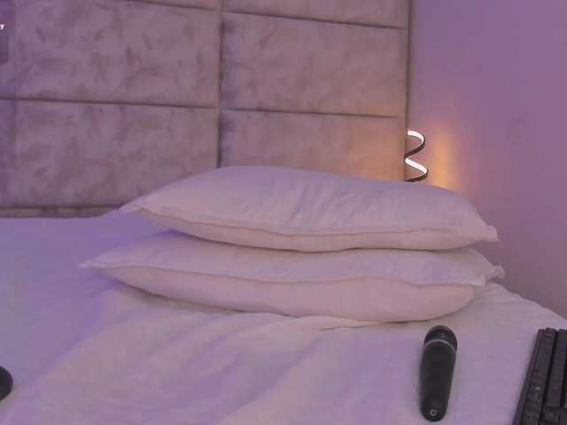 daphne-kim live webcam show