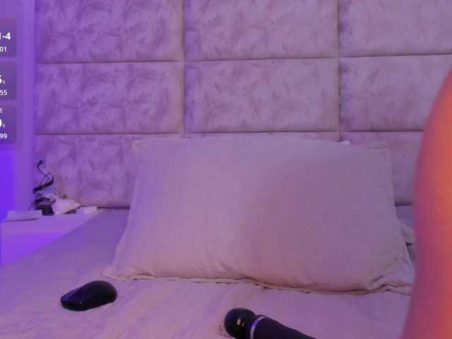 daphne-kim live cam on BongaCams