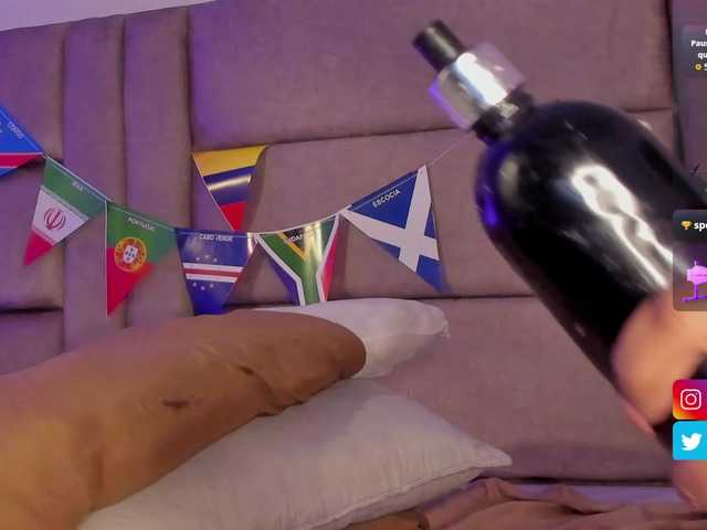 daphne-kim live cam on BongaCams