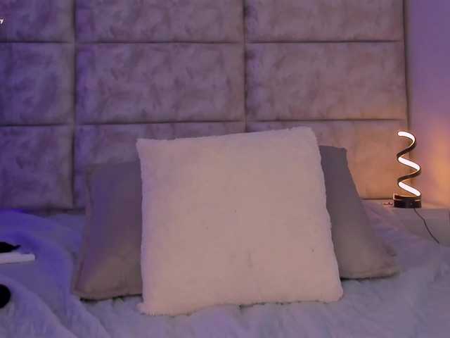 daphne-kim live cam on BongaCams