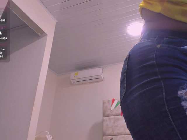 daphne-kim live cam on BongaCams
