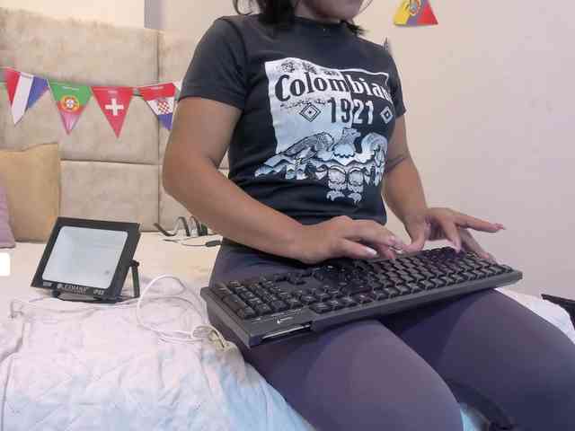 daphne-kim webcam