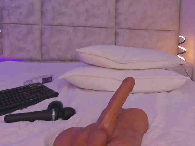 daphne-kim webcam