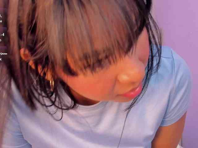 daphne-kim webcam