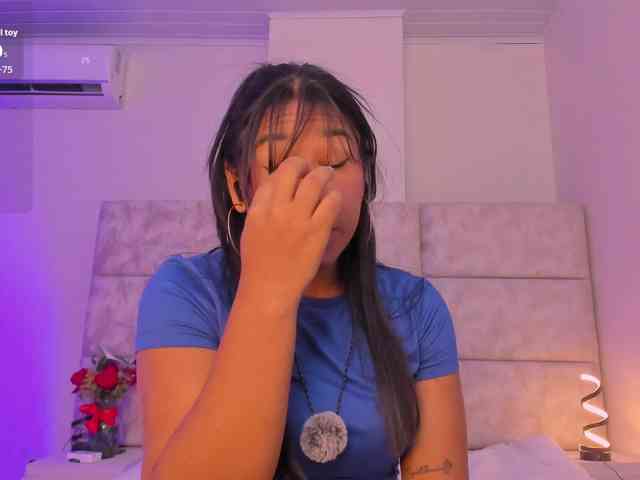 daphne-kim webcam