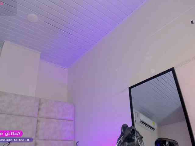 daphne-kim webcam