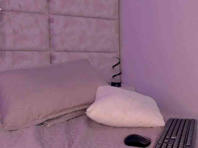 daphne-kim webcam
