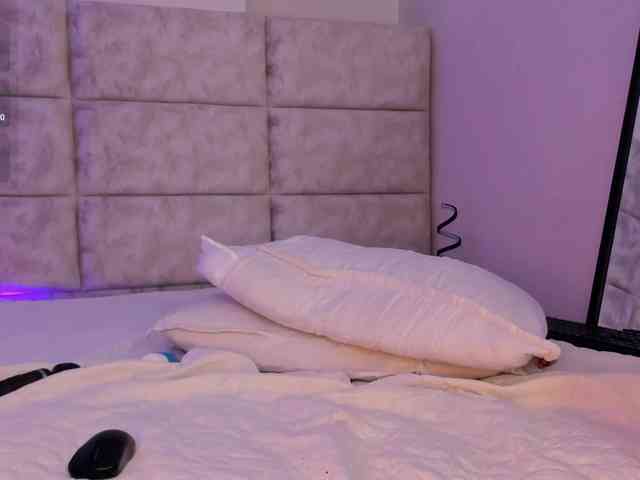daphne-kim webcam