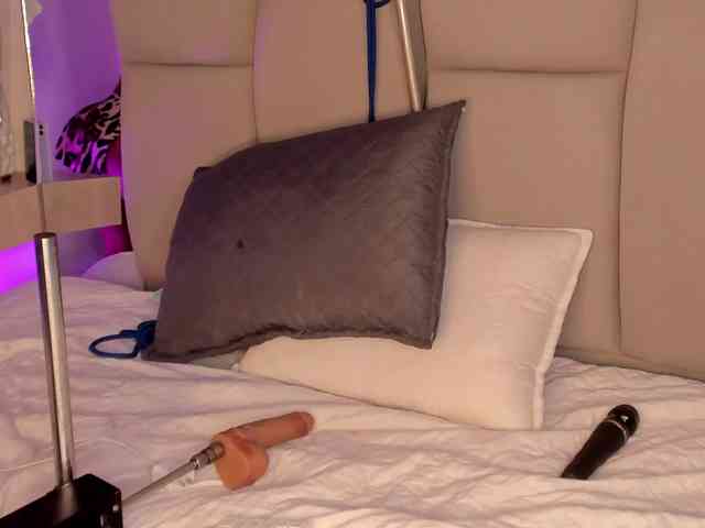 daphne-kim webcam
