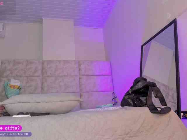 daphne-kim webcam