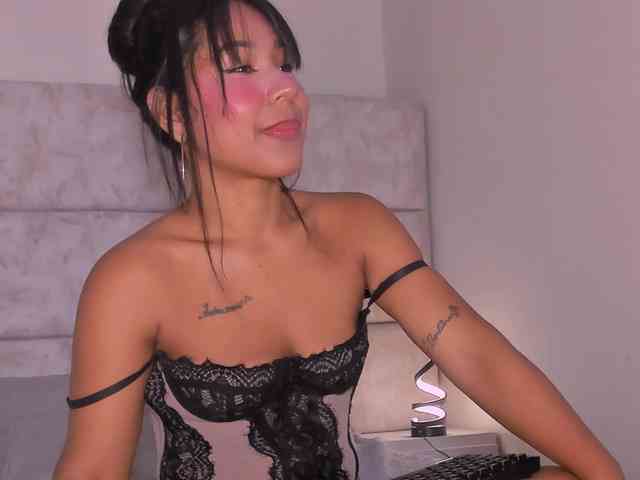 daphne-kim webcam