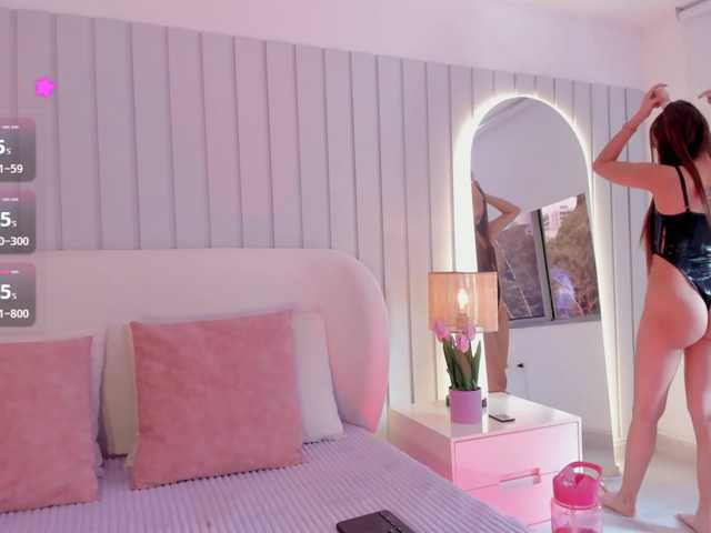 Amaia-Foxx live cam on BongaCams