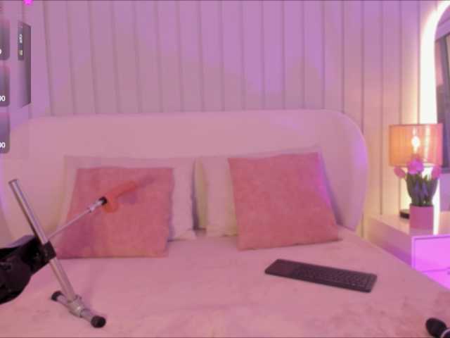 Amaia-Foxx live cam on BongaCams