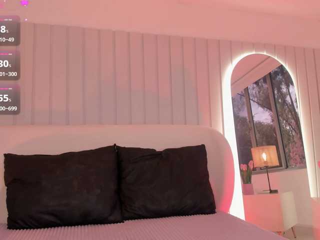 Amaia-Foxx live cam on BongaCams
