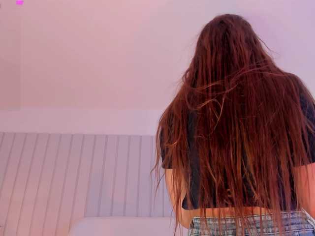Amaia-Foxx live cam on BongaCams