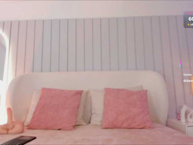 Amaia-Foxx live cam on BongaCams