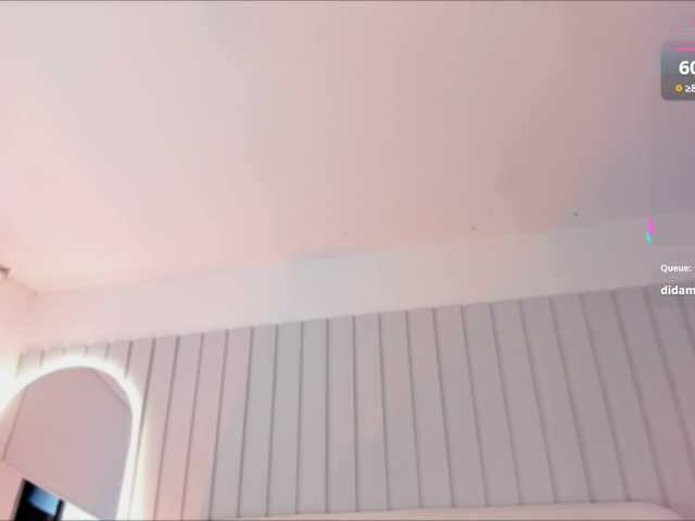 Amaia-Foxx live cam on BongaCams