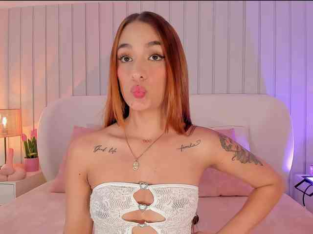 Amaia-Foxx webcam