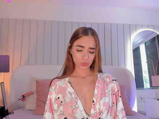 Amaia-Foxx webcam